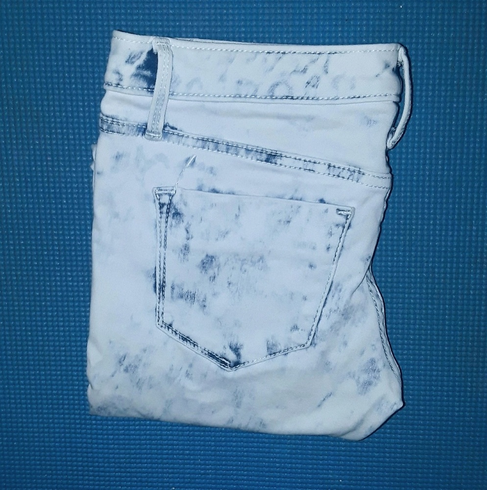 Mid-Rise Jegging